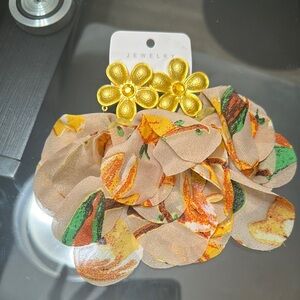 Gold Floral Stud Earrings